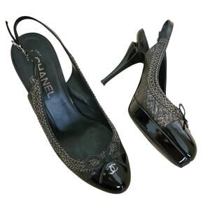 Chanel Vintage Platform Slingback Cap Toe Heels Logo CC Bow Chain Leather 39 8.5